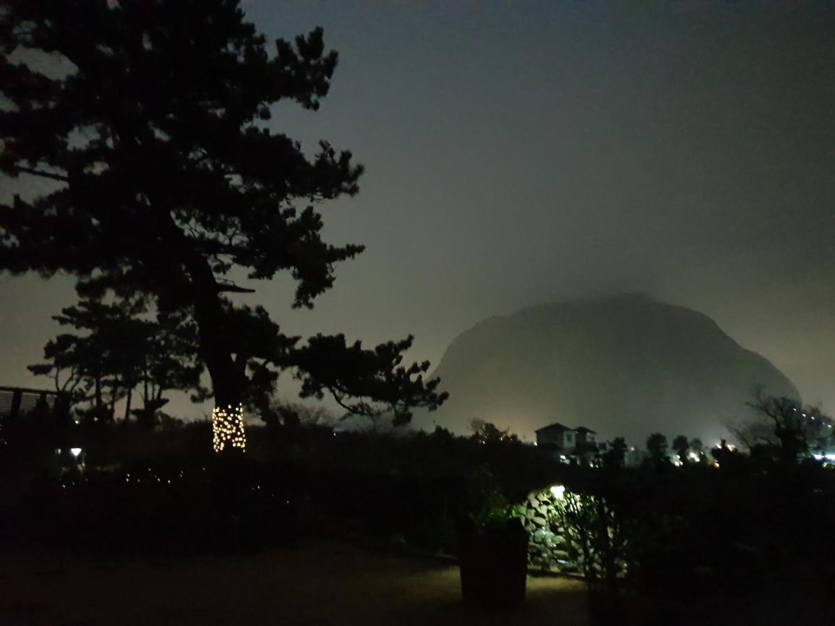Wind Jeju Cafe & Pension Sogüpcho Exteriér fotografie